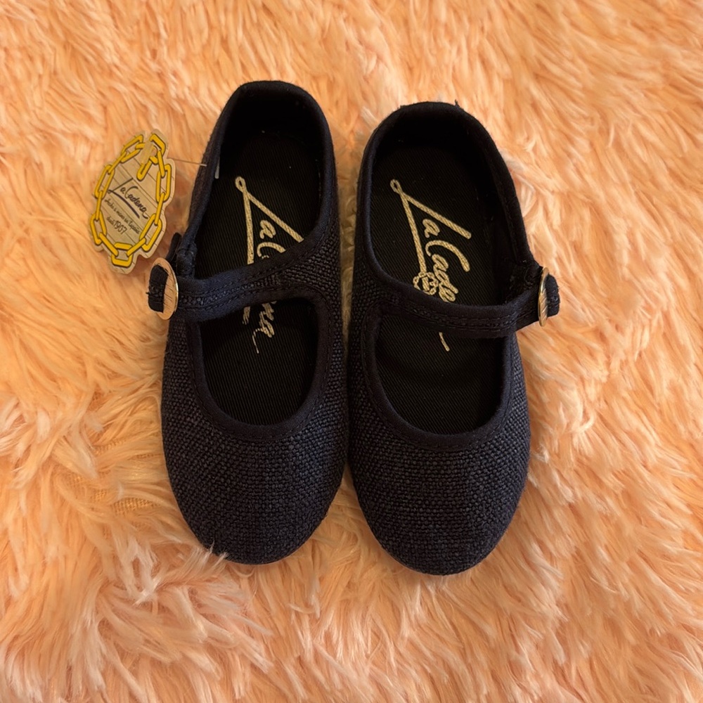 La Cadena Navy Blue Linen Mary Jane’s